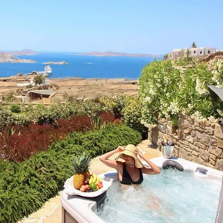 Boutique Mykonos Villa Heated Hot-Tub Wonderful Views Villa Heart Agia Sofia *