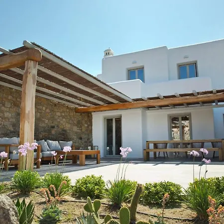 Boutique Mykonos Villa Heated Hot-Tub Wonderful Views Villa Heart Agia Sofia